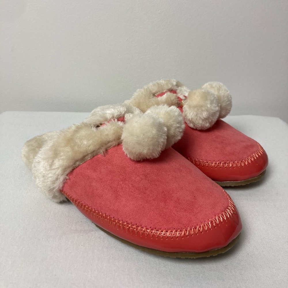 💥 Women’s Anne Klein Pink Suede Slippers with Pompom Tassels Size 8